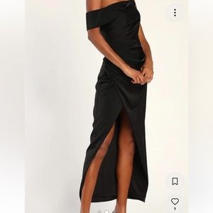 Lulus black dress